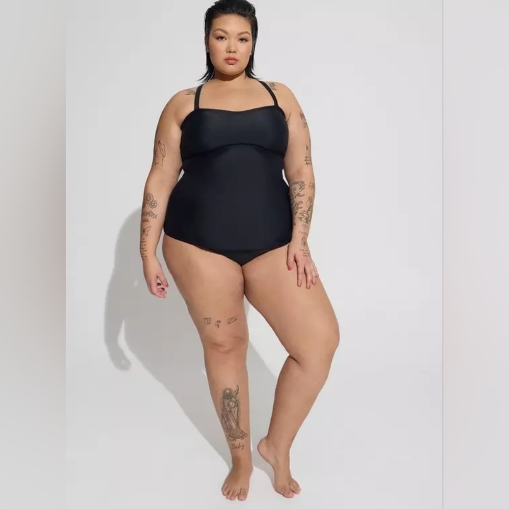 Torrid Ultra High-Rise Swim Bottom 3x NEW NWT black pockets